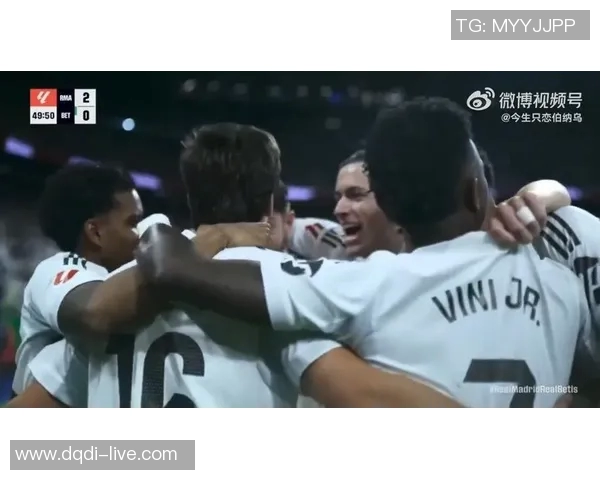 西甲激战：皇马逆转本菲卡帽子戏法引争议判罚全场沸腾