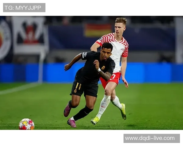 欧冠激战莱比锡小胜曼联全场沸腾数据解析揭示比赛精彩瞬间